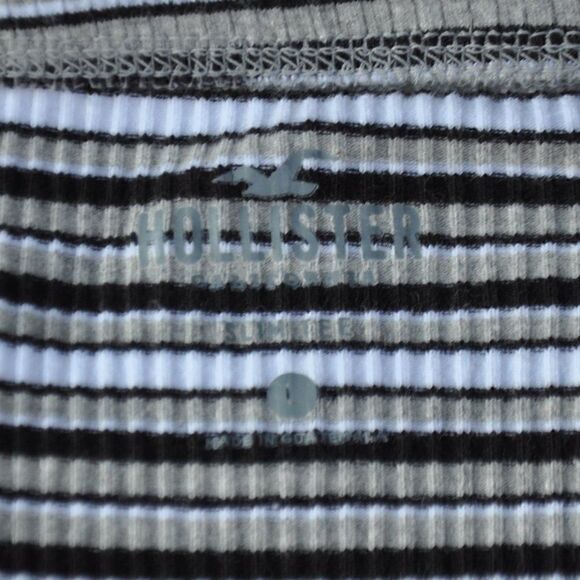 2/$10 Hollister long sleeved top - Picture 2 of 2
